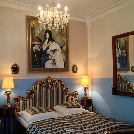 Hotel Am Volksgarten 3*