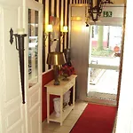 Hotel Am Volksgarten 3*